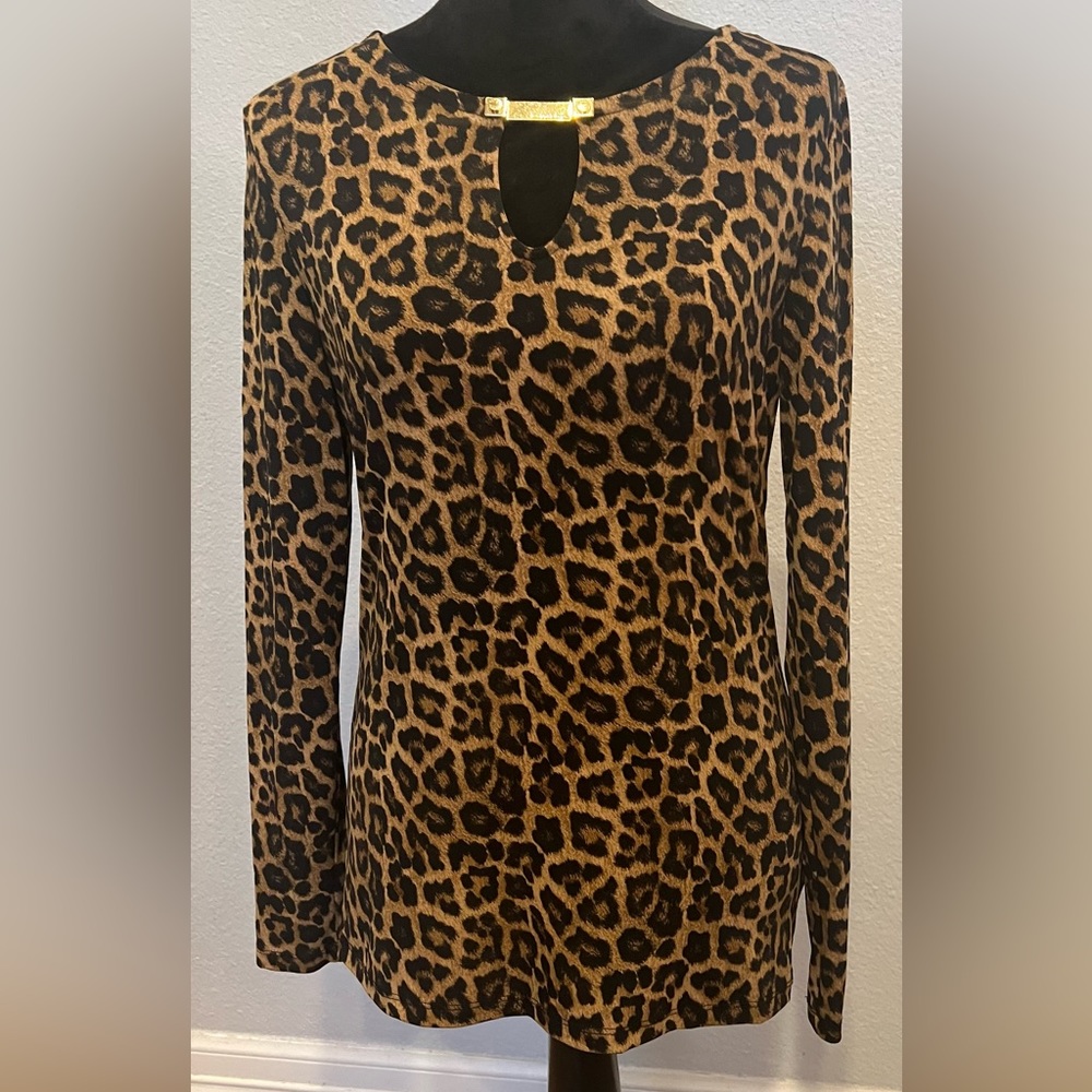 Michael Kors Ladies Leopard Print Long Sleeve Pullover Top Size Medium
